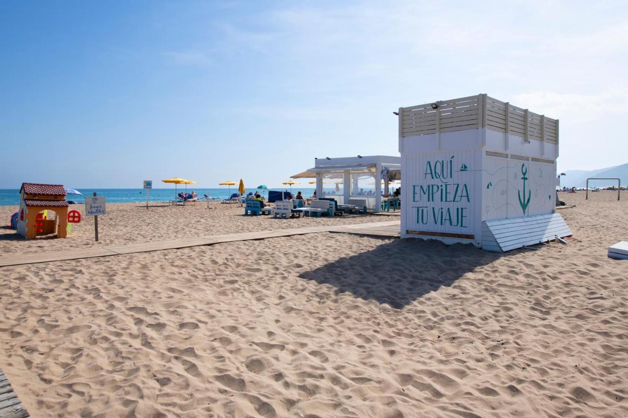 Apartamentos Marplana Castelldefels Kültér fotó