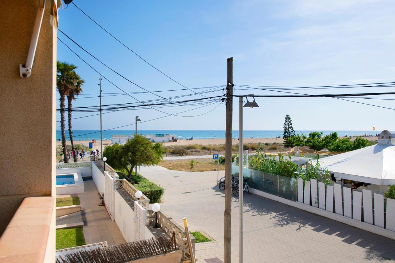 Apartamentos Marplana Castelldefels Kültér fotó