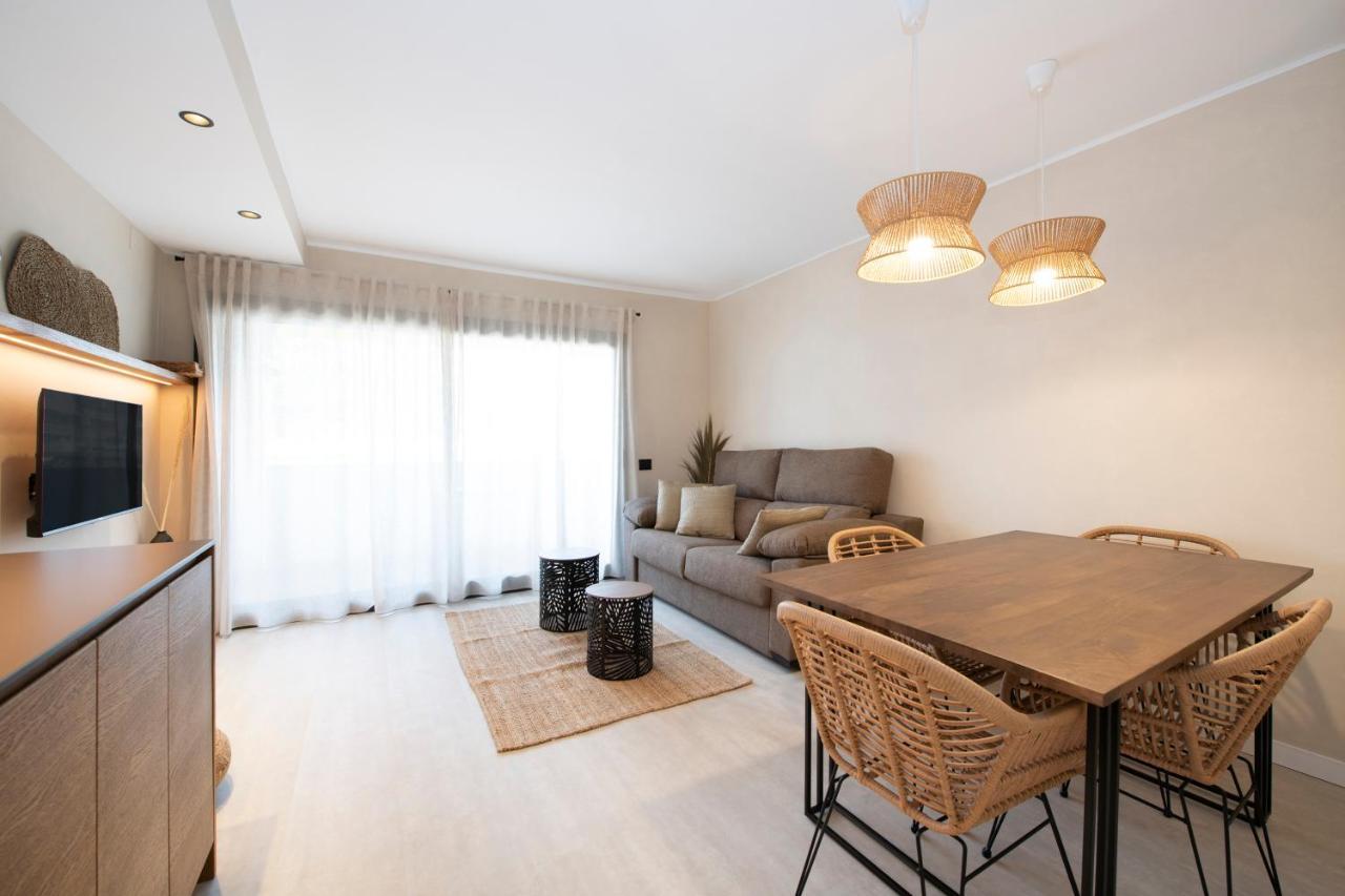 Apartamentos Marplana Castelldefels Kültér fotó