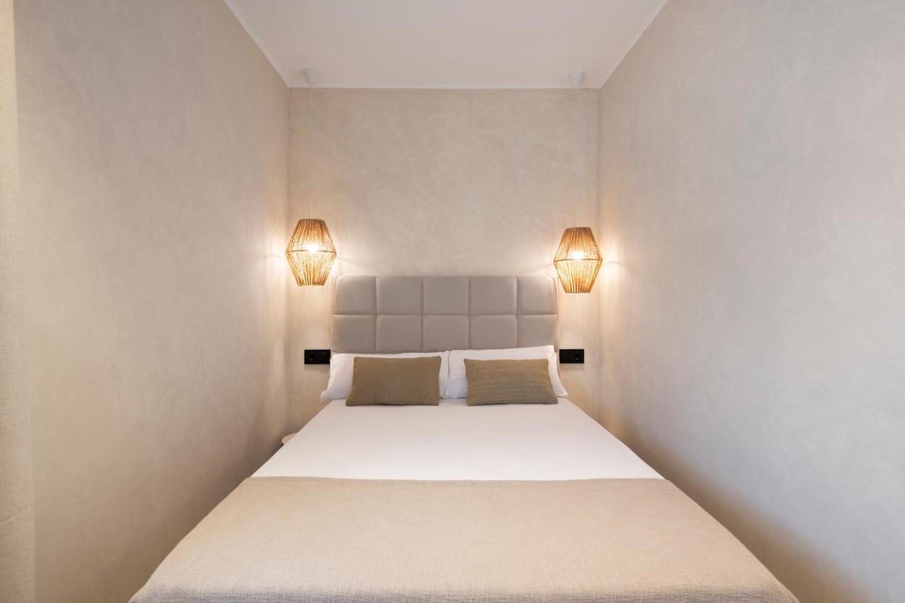 Apartamentos Marplana Castelldefels Kültér fotó