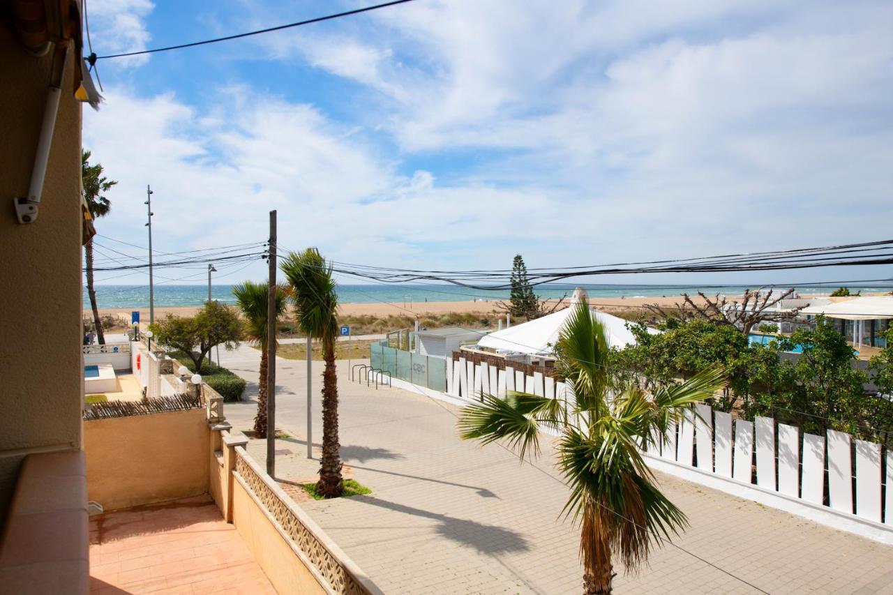 Apartamentos Marplana Castelldefels Kültér fotó