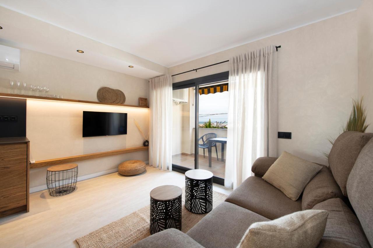 Apartamentos Marplana Castelldefels Kültér fotó