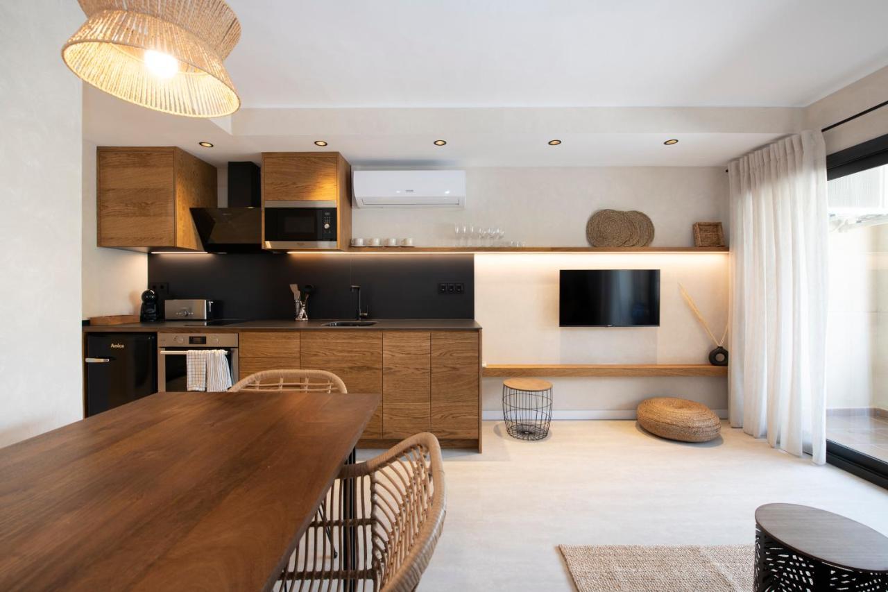 Apartamentos Marplana Castelldefels Kültér fotó