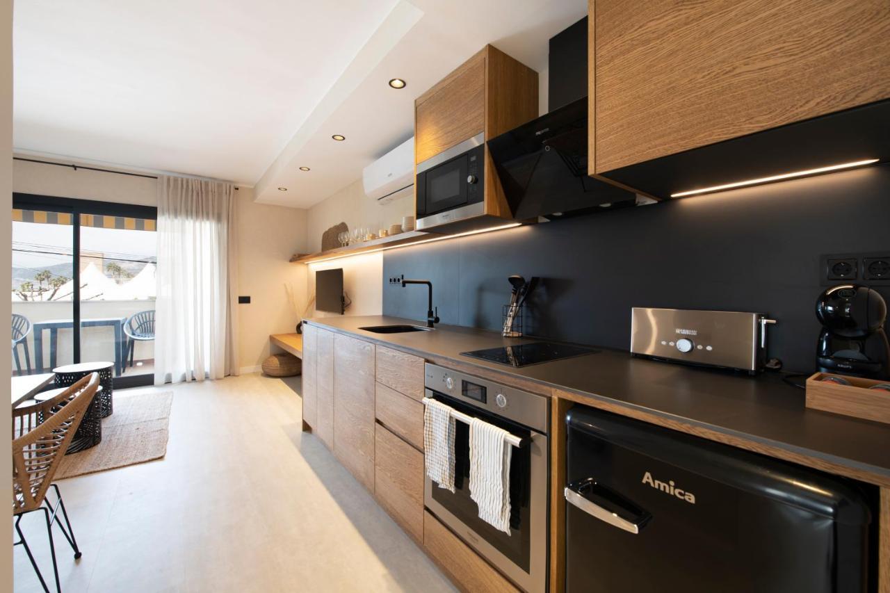 Apartamentos Marplana Castelldefels Kültér fotó